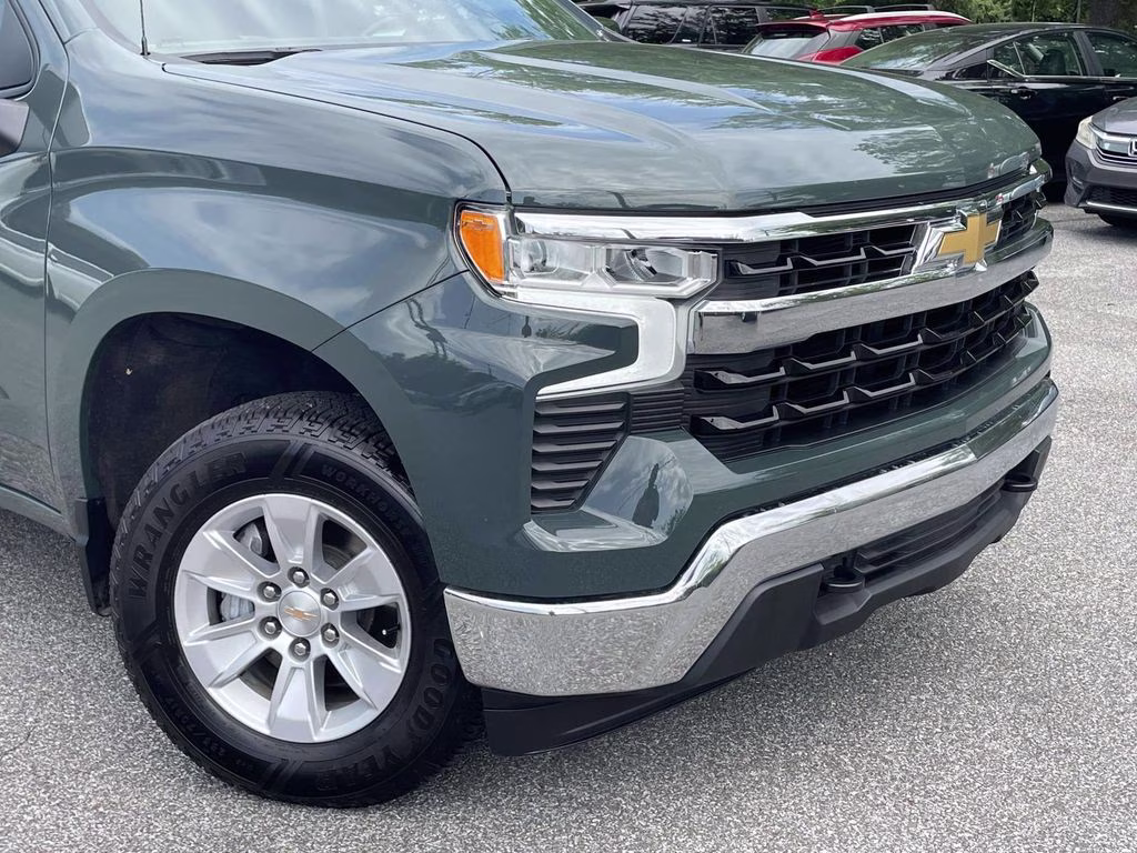 2025 Cypress Gray Chevrolet Silverado 1500 LT 4X4 Truck