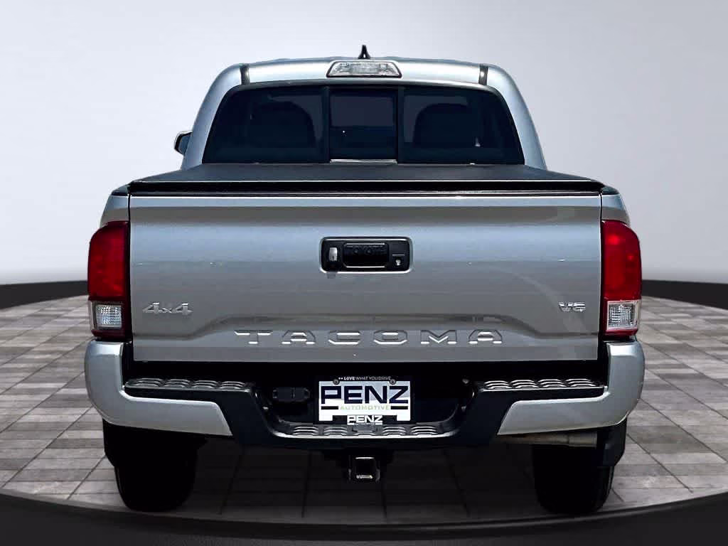 2019 Magnetic Gray Metallic Toyota Tacoma SR5 4X4 Truck