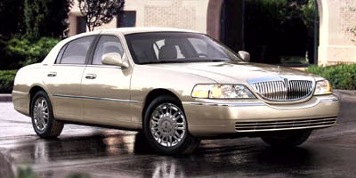 2008 RED Lincoln Town Car Limited RWD