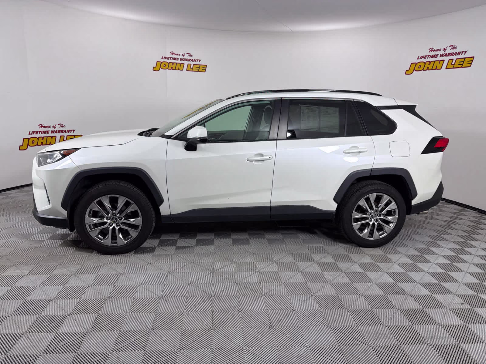 2021 Blizzard Pearl Toyota RAV4 XLE Premium AWD SUV