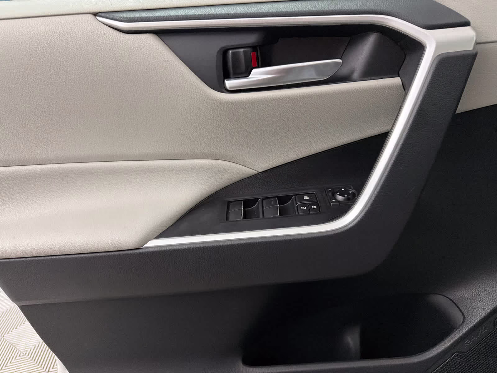 2021 Blizzard Pearl Toyota RAV4 XLE Premium AWD SUV