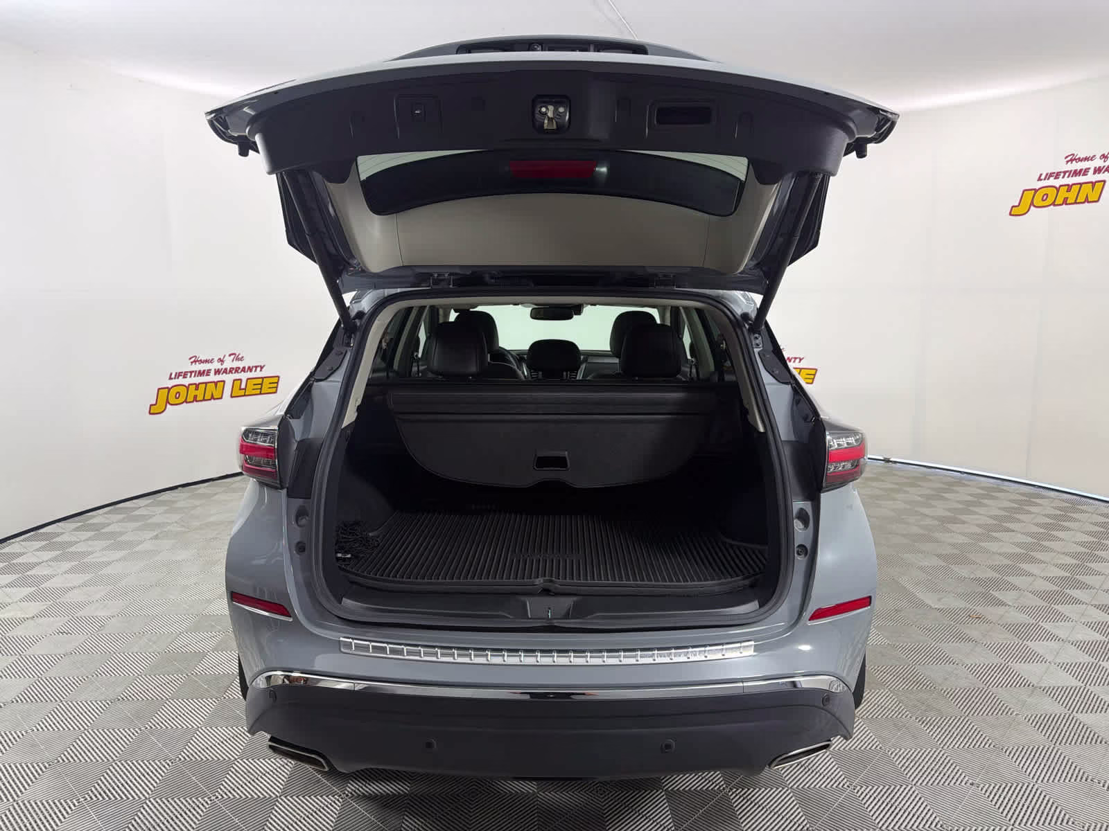2021 Boulder Gray Pearl Nissan Murano Platinum FWD SUV