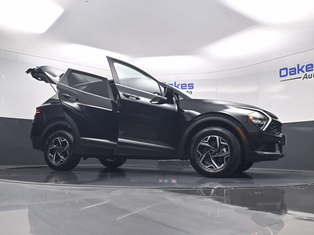 2023 Fusion Black Kia Sportage LX AWD SUV