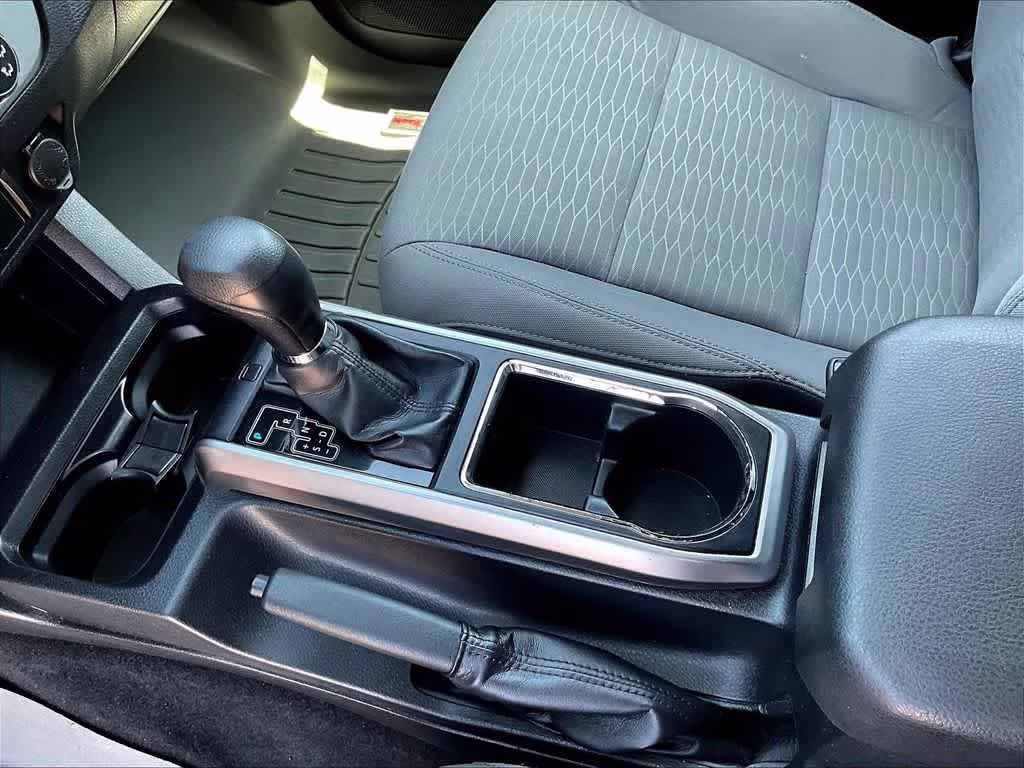 2019 Magnetic Gray Metallic Toyota Tacoma SR5 4X4 Truck