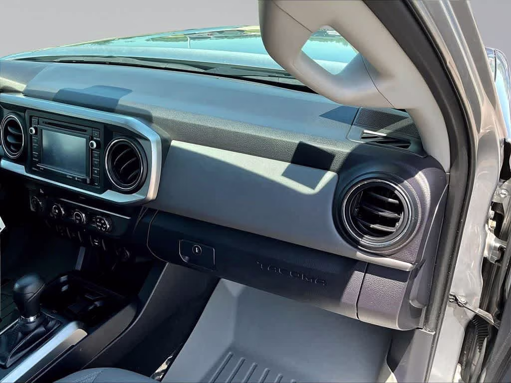 2019 Magnetic Gray Metallic Toyota Tacoma SR5 4X4 Truck