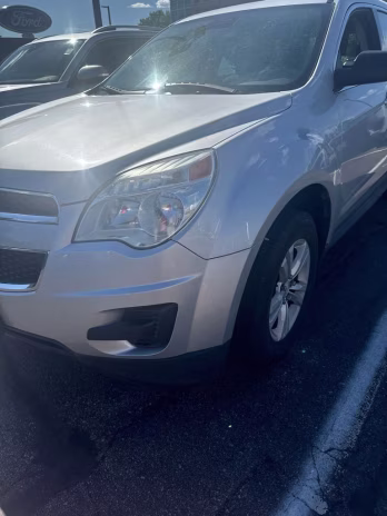 2013 Silver Ice Metallic Chevrolet Equinox LS FWD SUV