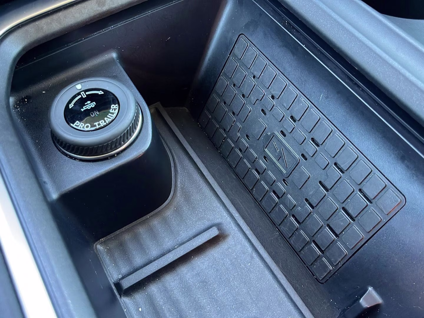 2025 Agate Black Ford Expedition Platinum 4X4 SUV