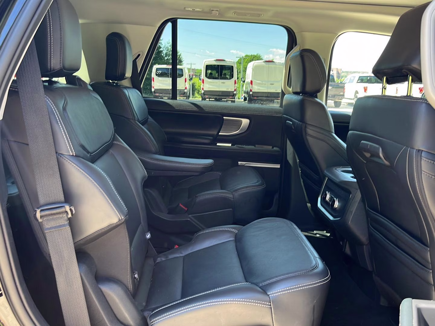 2025 Agate Black Ford Expedition Platinum 4X4 SUV