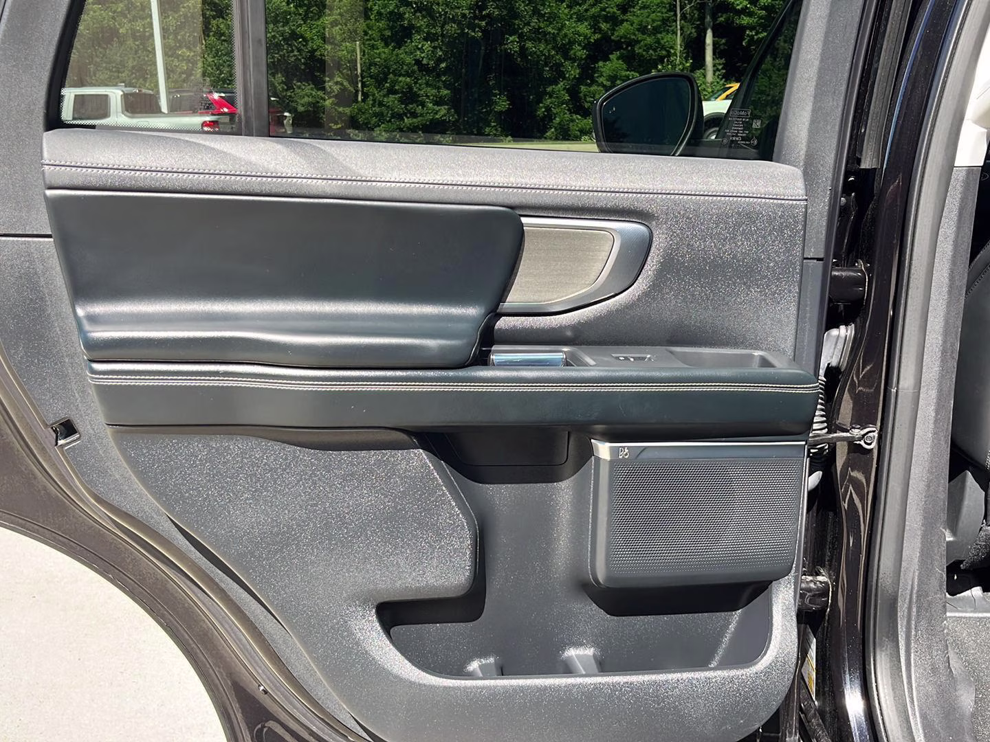 2025 Agate Black Ford Expedition Platinum 4X4 SUV