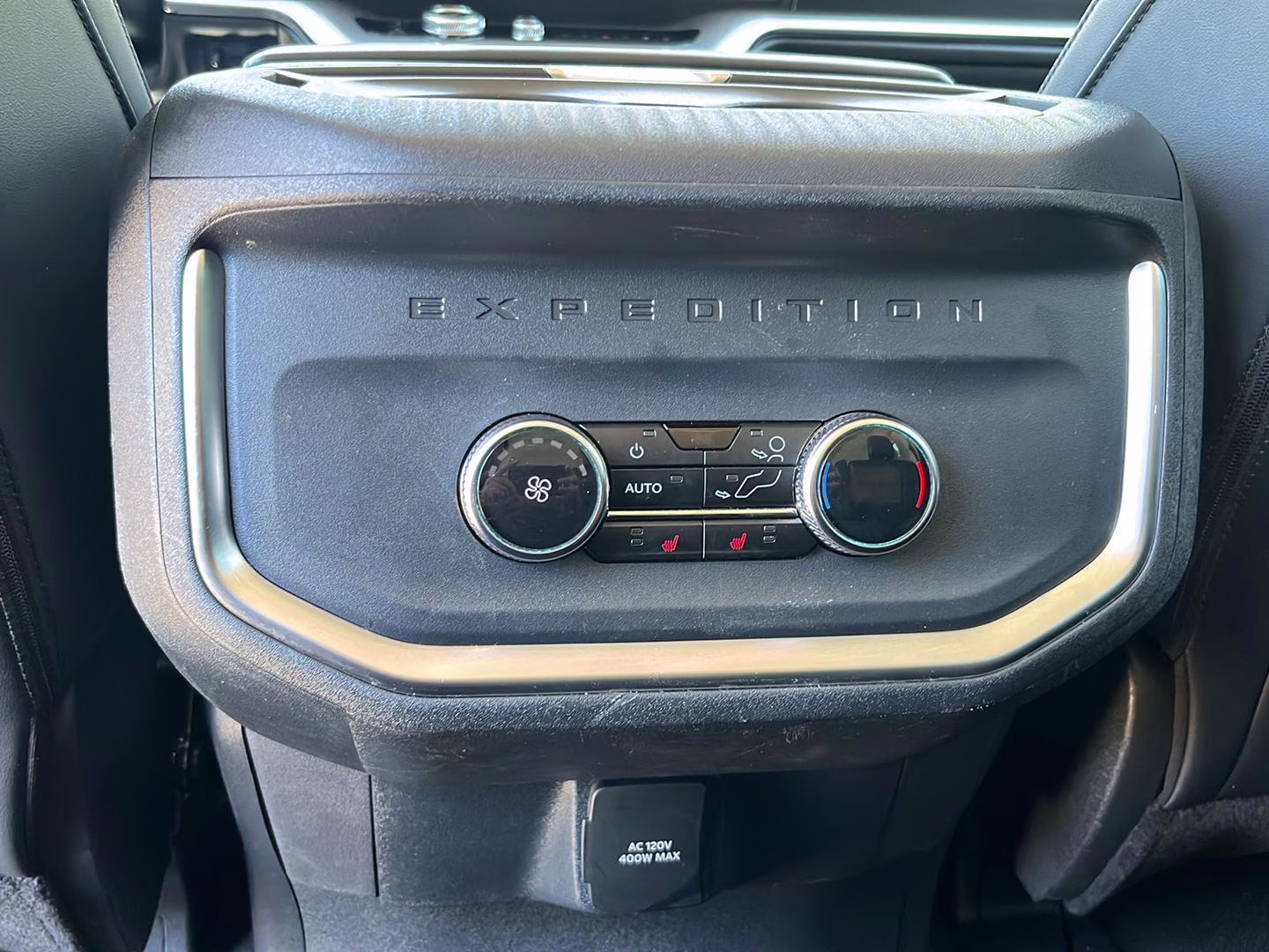 2025 Agate Black Ford Expedition Platinum 4X4 SUV