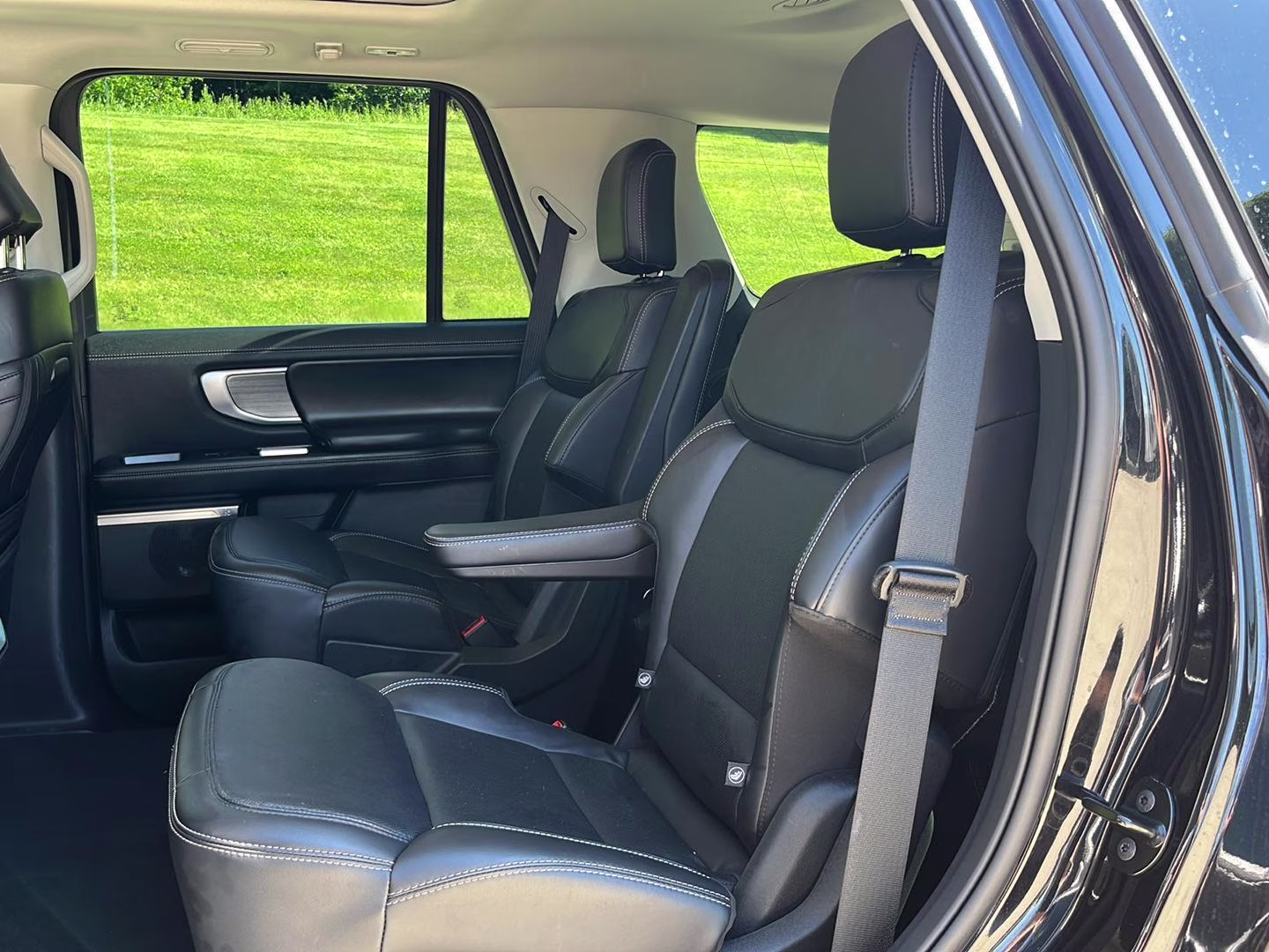 2025 Agate Black Ford Expedition Platinum 4X4 SUV