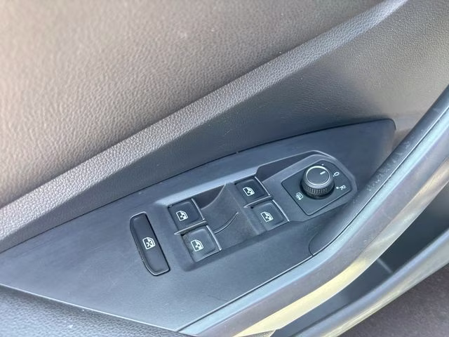 2024 Black Volkswagen Jetta 1.5T SE FWD Sedan