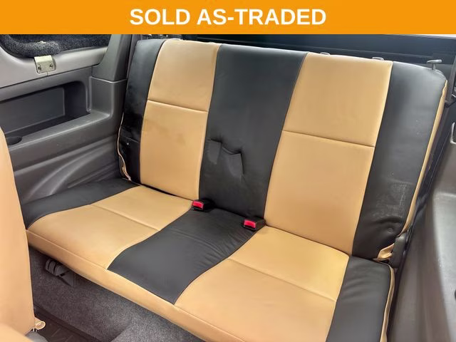 1999 White Chevrolet Tracker Base RWD SUV