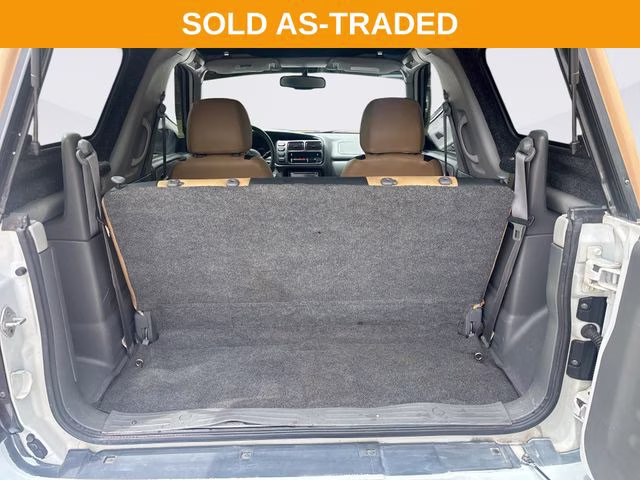 1999 White Chevrolet Tracker Base RWD SUV