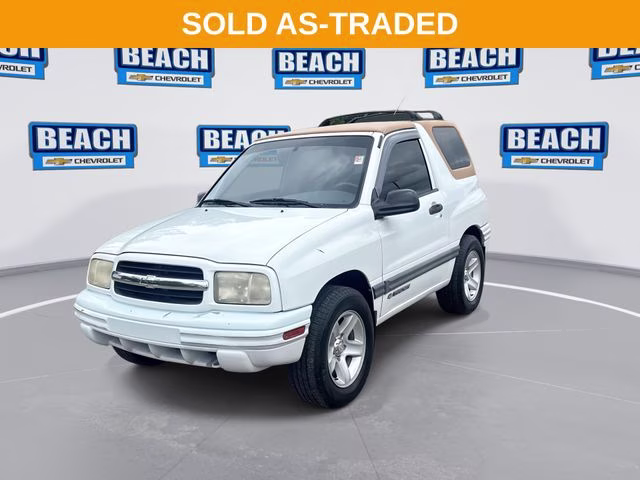 1999 White Chevrolet Tracker Base RWD SUV