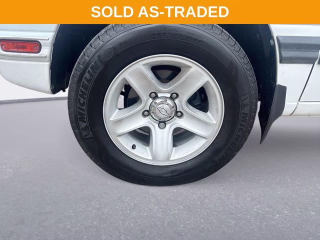 1999 White Chevrolet Tracker Base RWD SUV