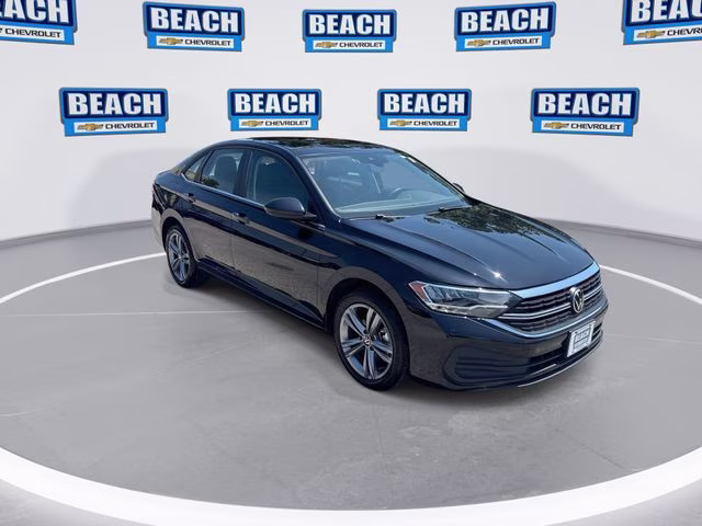 2024 Black Volkswagen Jetta 1.5T SE FWD Sedan