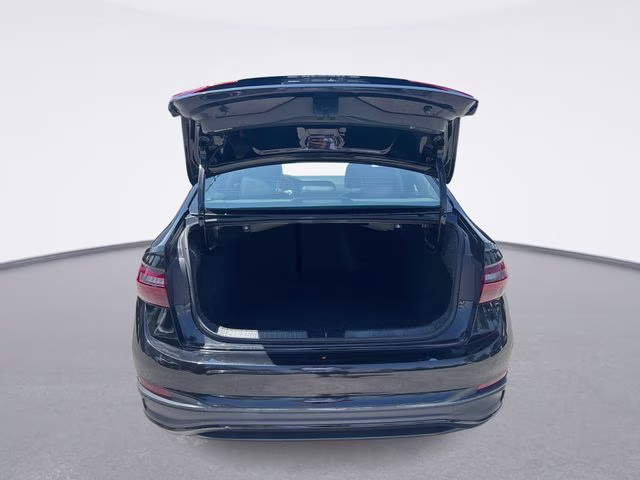 2024 Black Volkswagen Jetta 1.5T SE FWD Sedan