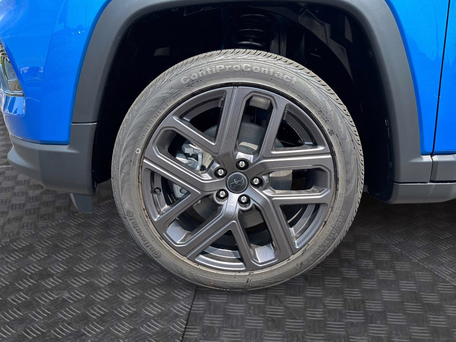 2025 Hydro Blue Pearlcoat Jeep Compass Limited 4X4 SUV