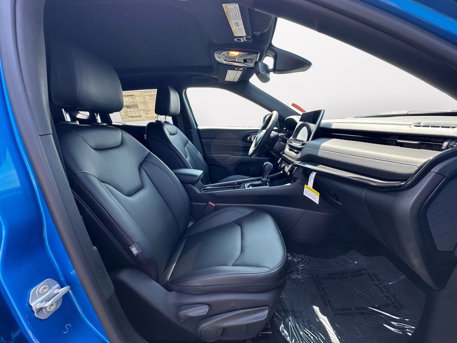 2025 Hydro Blue Pearlcoat Jeep Compass Limited 4X4 SUV