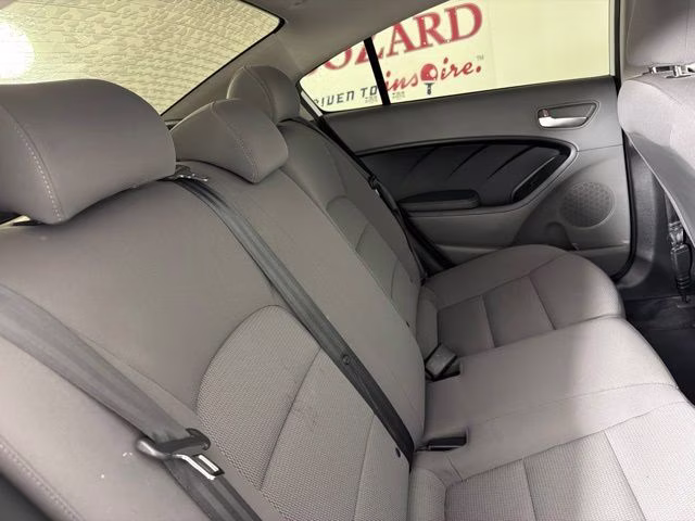 2018 Clear White Kia Forte LX FWD Sedan