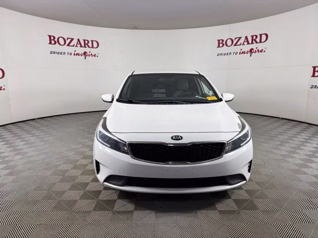 2018 Clear White Kia Forte LX FWD Sedan