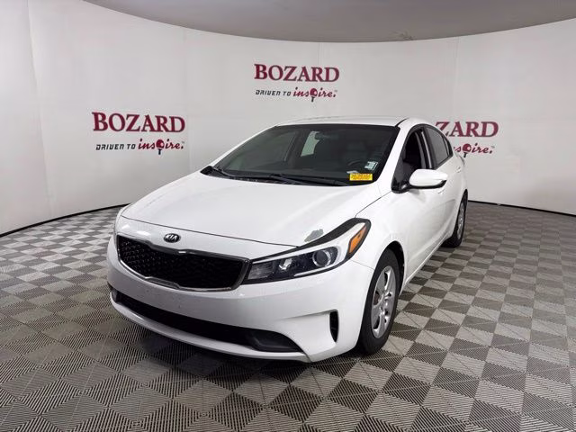 2018 Clear White Kia Forte LX FWD Sedan
