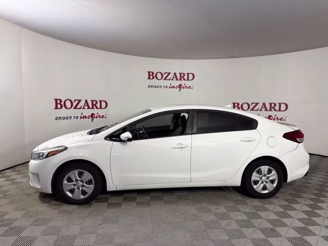 2018 Clear White Kia Forte LX FWD Sedan