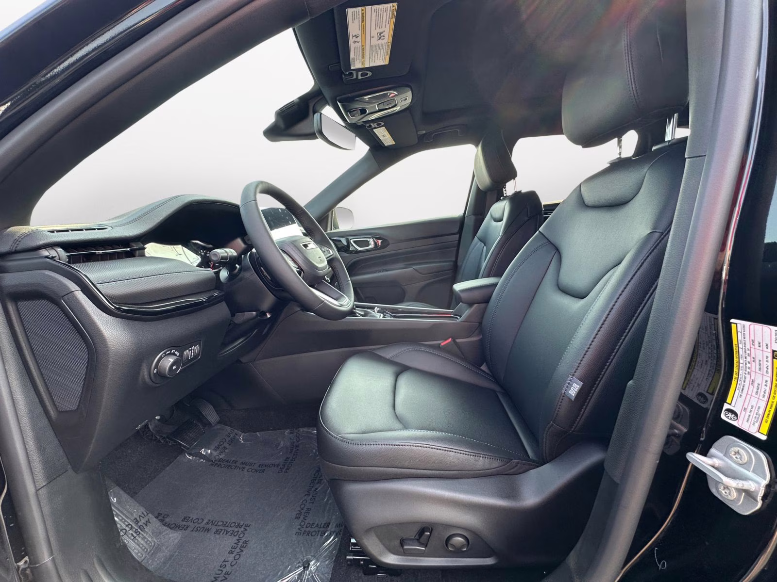 2025 Diamond Black Crystal Pearlcoat Jeep Compass Limited 4X4 SUV