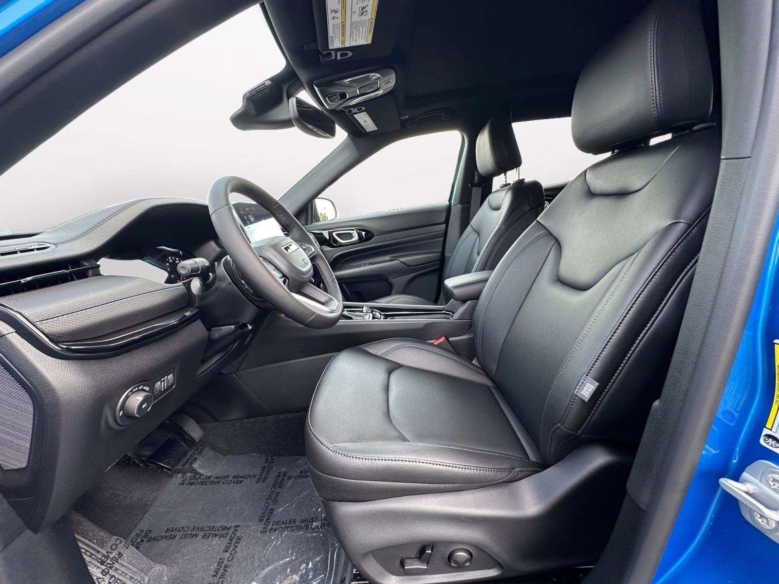 2025 Hydro Blue Pearlcoat Jeep Compass Limited 4X4 SUV