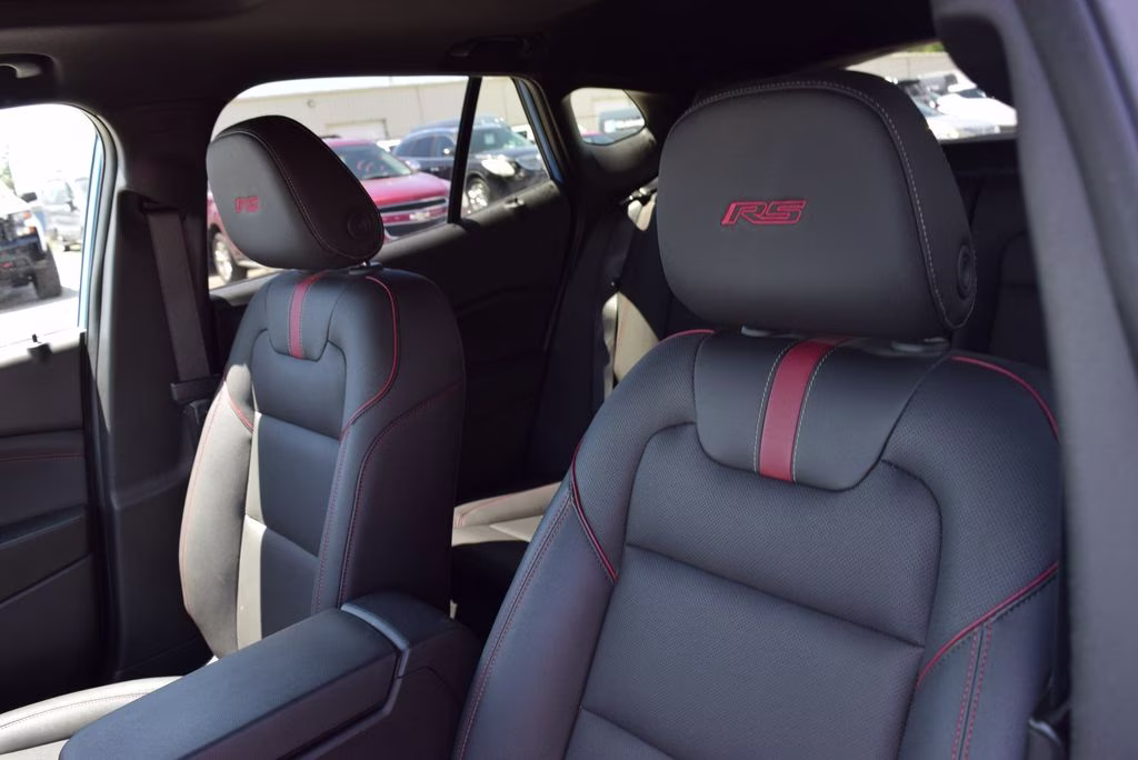 2024 Blue Chevrolet Trax 2RS FWD SUV