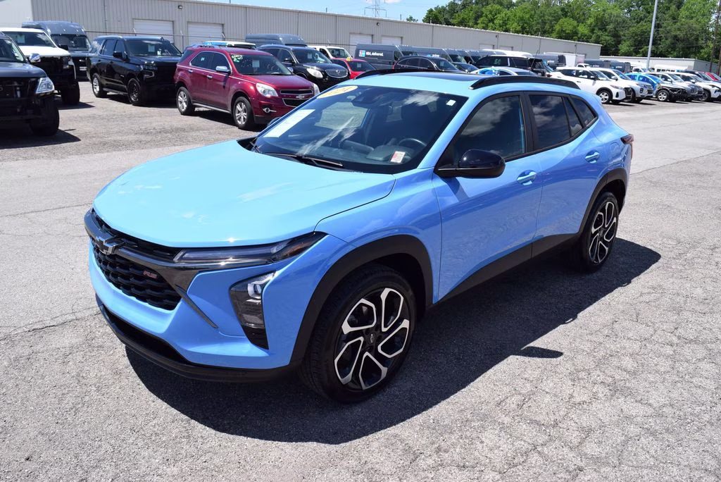 2024 Blue Chevrolet Trax 2RS FWD SUV