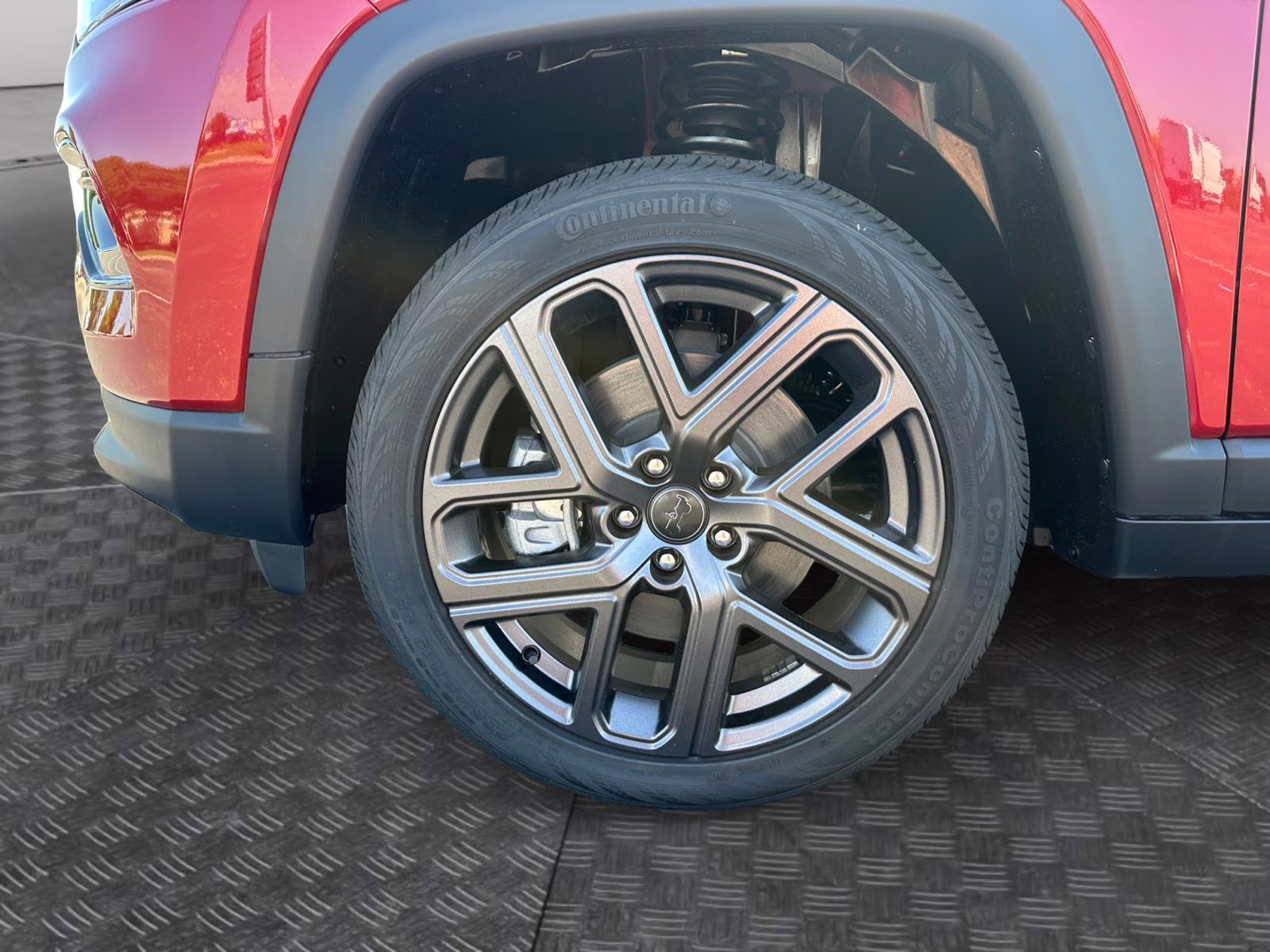 2025 Red Hot Pearlcoat Jeep Compass Limited 4X4 SUV