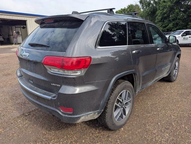 2019 Granite Crystal Metallic Clearcoat Jeep Grand Cherokee Limited 4X4 SUV
