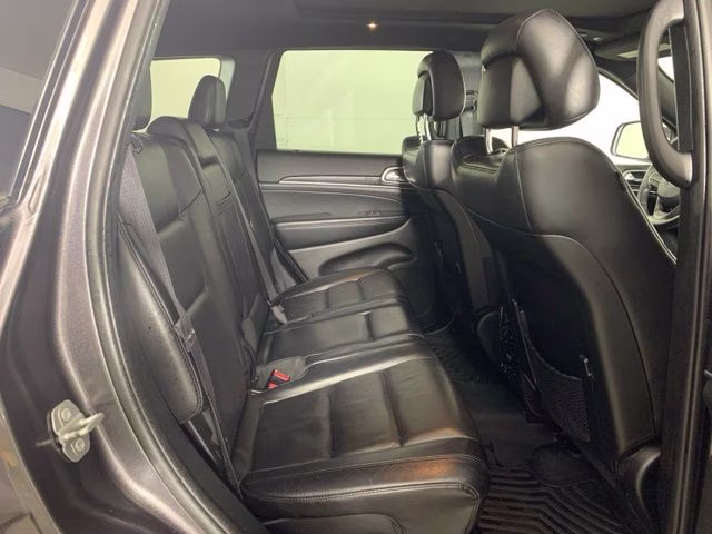 2019 Granite Crystal Metallic Clearcoat Jeep Grand Cherokee Limited 4X4 SUV
