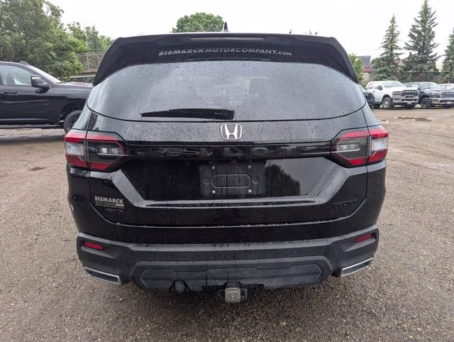 2025 Black Honda Pilot Sport AWD SUV