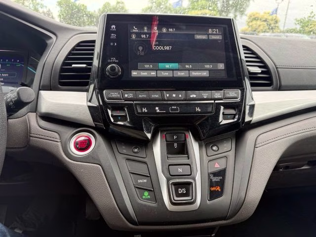 2019 Lunar Silver Metallic Honda Odyssey EX FWD Van