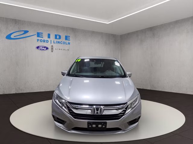 2019 Lunar Silver Metallic Honda Odyssey EX FWD Van