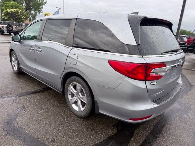 2019 Lunar Silver Metallic Honda Odyssey EX FWD Van
