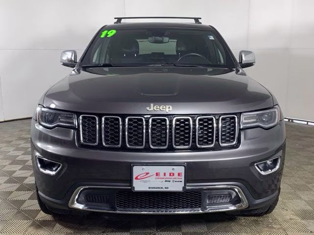 2019 Granite Crystal Metallic Clearcoat Jeep Grand Cherokee Limited 4X4 SUV