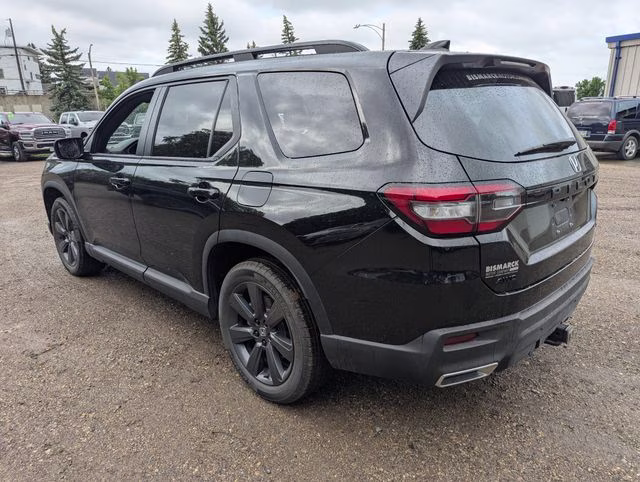 2025 Black Honda Pilot Sport AWD SUV