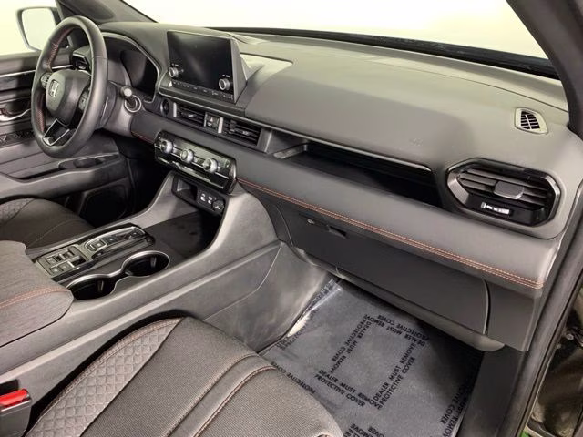 2025 Crystal Black Pearl Honda Pilot Sport AWD SUV