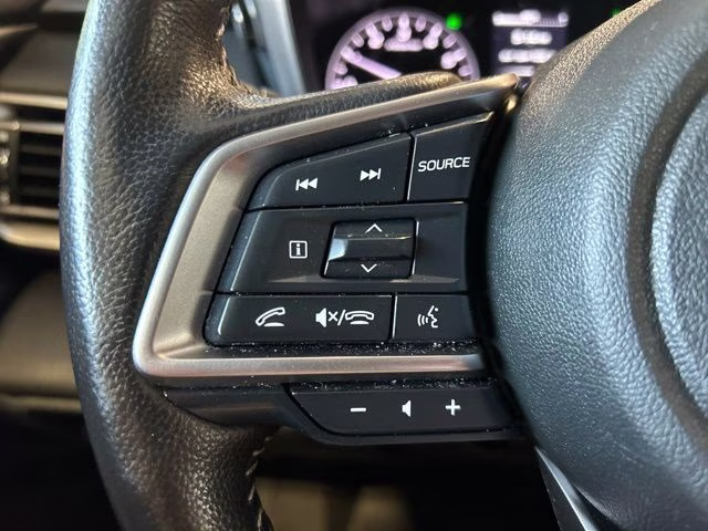 2023 Ice Silver Metallic Subaru Outback Limited AWD SUV