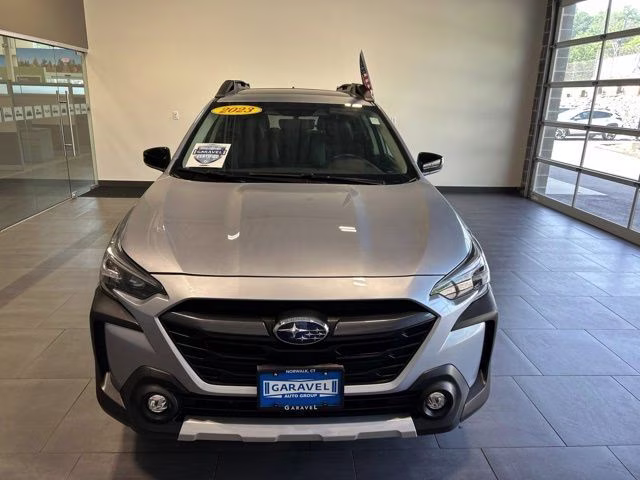 2023 Ice Silver Metallic Subaru Outback Limited AWD SUV