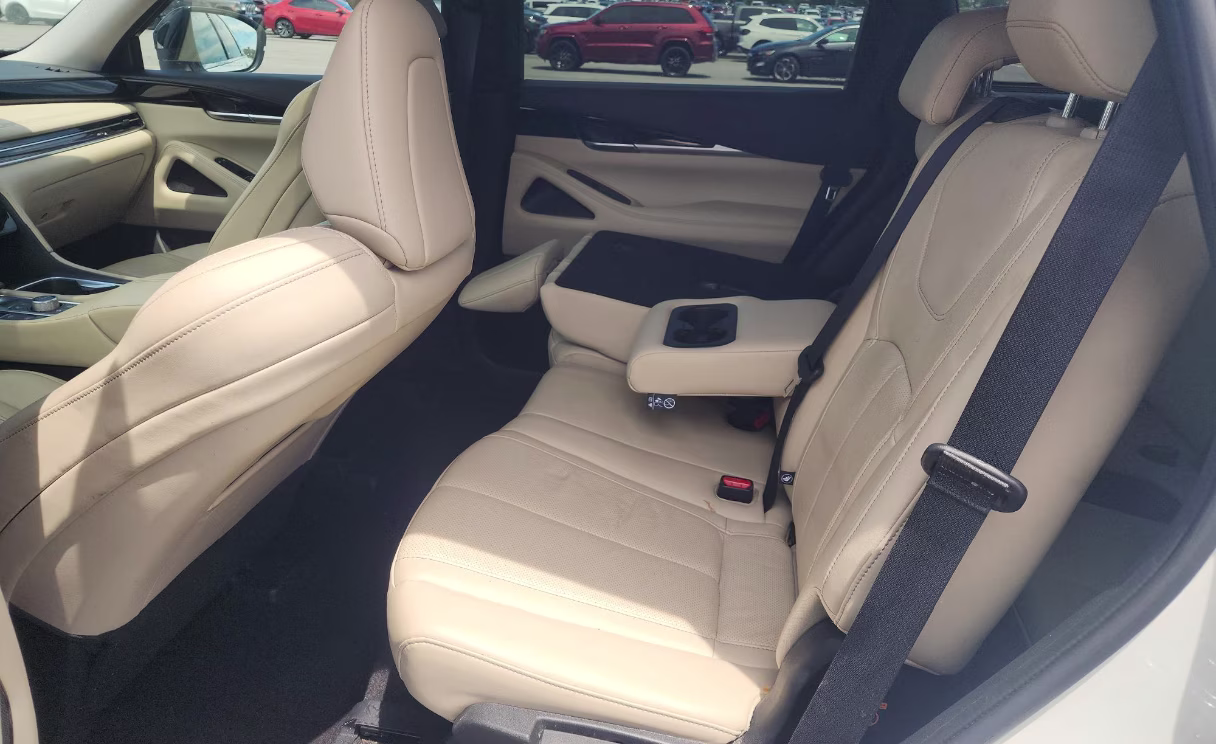 2023 Glacier White INFINITI QX60 PURE FWD SUV