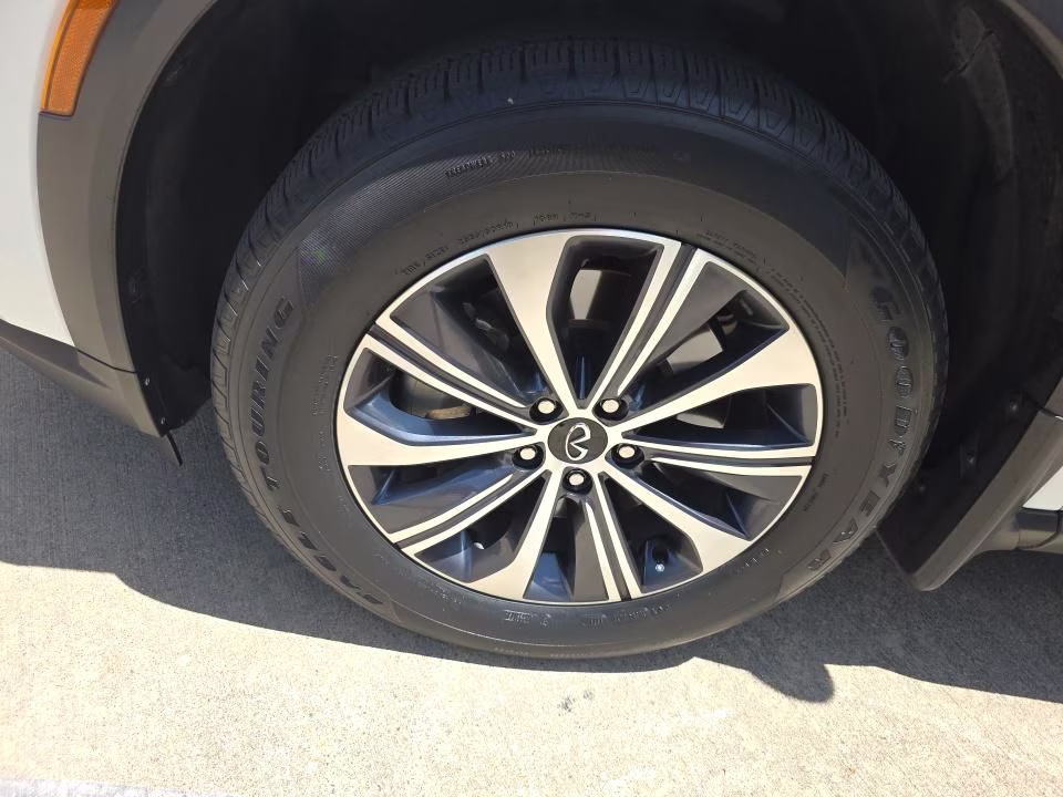 2023 Glacier White INFINITI QX60 PURE FWD SUV