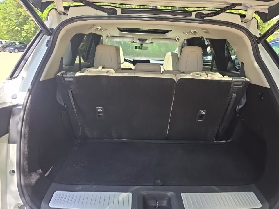 2023 Glacier White INFINITI QX60 PURE FWD SUV