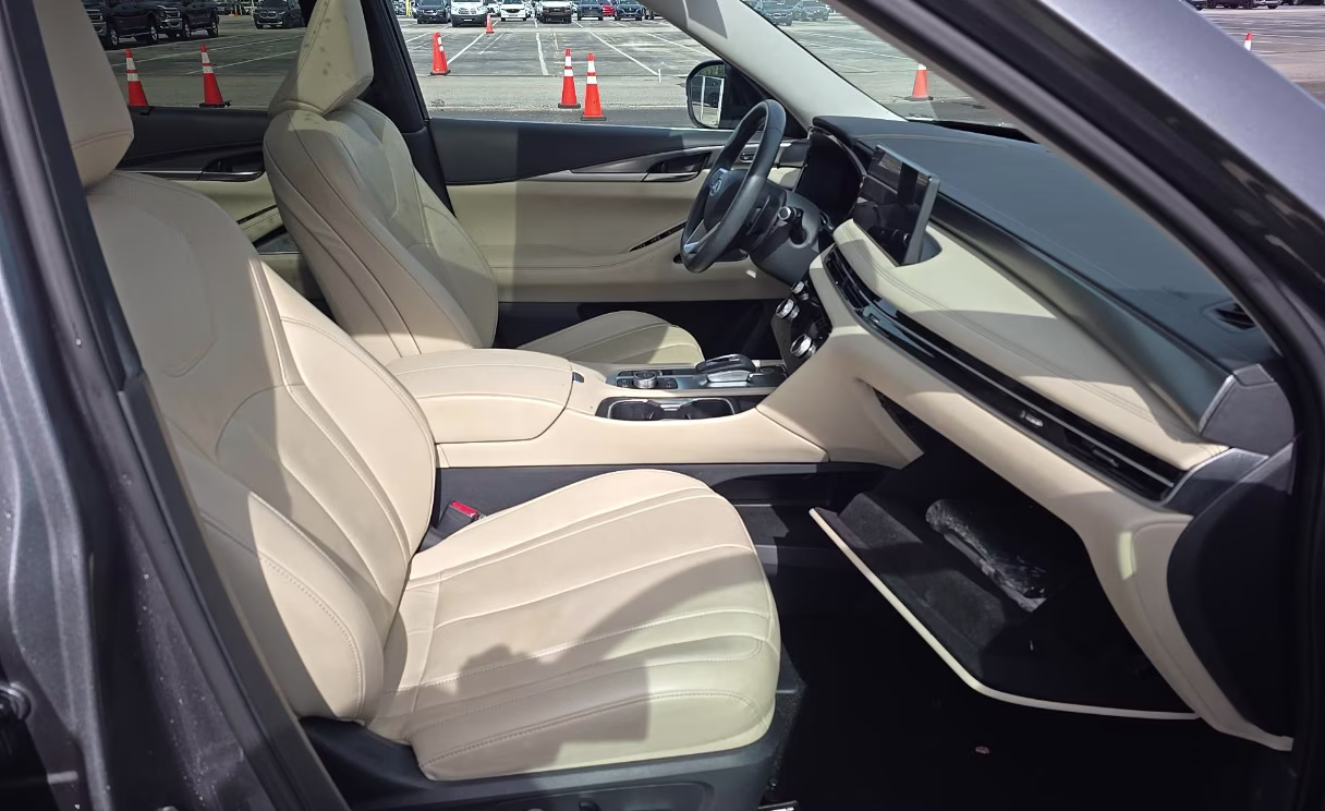 2023 Graphite Shadow INFINITI QX60 LUXE AWD SUV