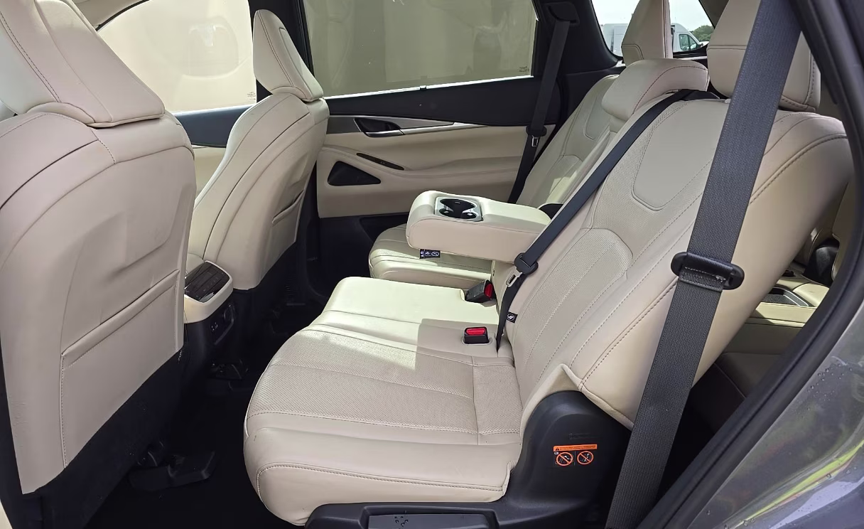 2023 Graphite Shadow INFINITI QX60 LUXE AWD SUV