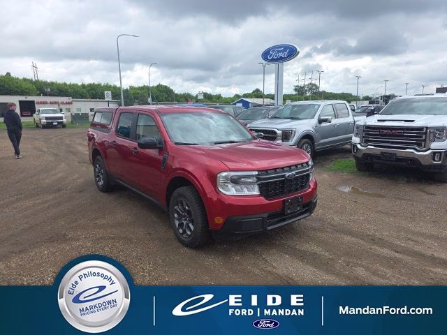 2024 Hot Pepper Red Metallic Tinted Clearcoat Ford Maverick XLT AWD Truck
